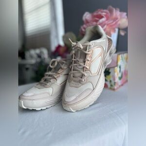 Nike Shox Enigma Sneakers “Desert Sand” Size 9.5